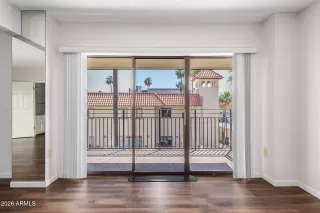 Photo #3: 7004774 Listing 