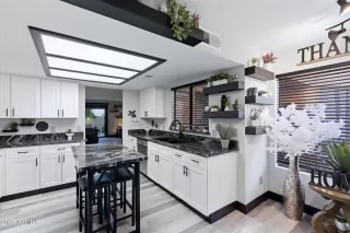 Photo #6: 7004802 Listing 