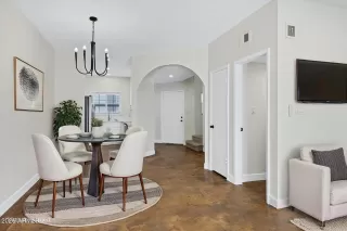 Photo #4: 7004898 Listing 