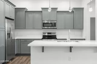 Photo #6: 7004952 Listing 