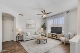 Photo #6: 7004968 Listing 