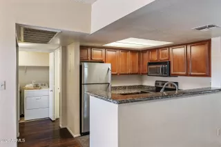 Photo #5: 7004973 Listing