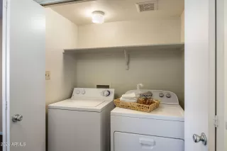 Photo #6: 7004973 Listing