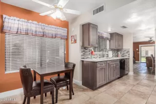 Photo #6: 7005295 Listing