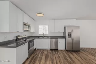 Photo #5: 7005617 Listing 