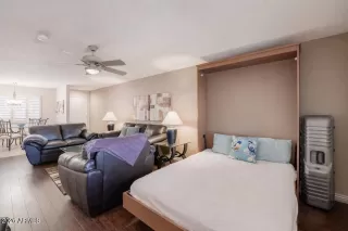 Photo #4: 7005618 Listing