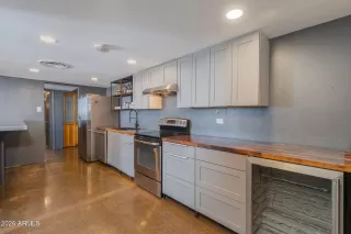 Photo #1: 7005621 Listing