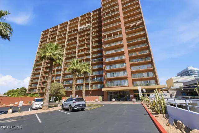 MLS: 7005660 Condo For Sale