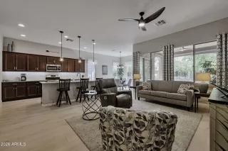 Photo #2: 7005768 Listing