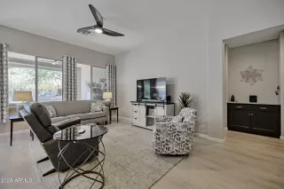 Photo #3: 7005768 Listing