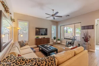 Photo #5: 7005832 Listing