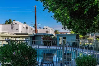 Photo #2: 7005873 Listing