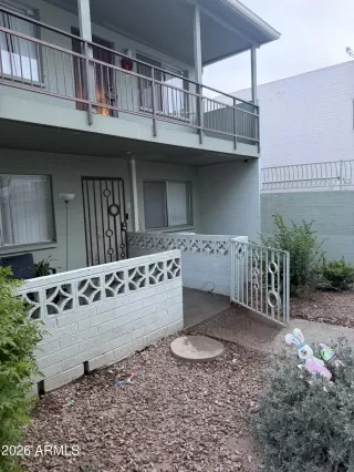 Photo #3: 7005873 Listing