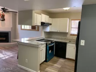 Photo #6: 7006187 Listing 