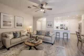 Photo #4: 7006417 Listing 