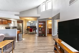 Photo #1: 7006463 Listing 