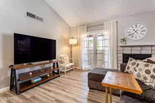 Photo #4: 7006463 Listing 