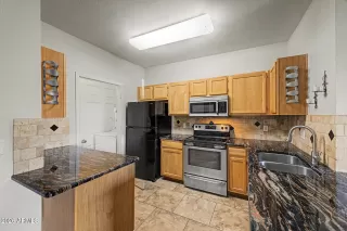 Photo #6: 7006518 Listing 