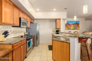 Photo #2: 7006561 Listing 