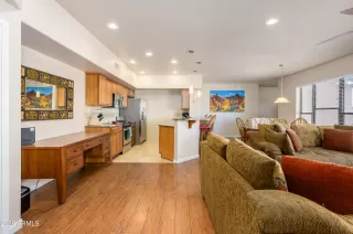 Photo #6: 7006561 Listing 