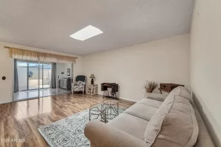 Photo #3: 7006611 Listing 