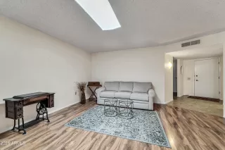 Photo #4: 7006611 Listing 