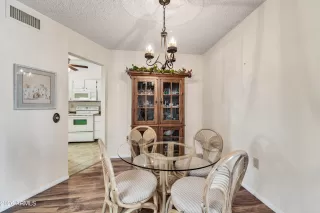 Photo #6: 7006611 Listing 