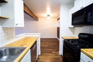 Photo #4: 7006781 Listing 