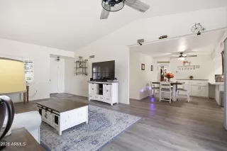 Photo #3: 7006824 Listing 