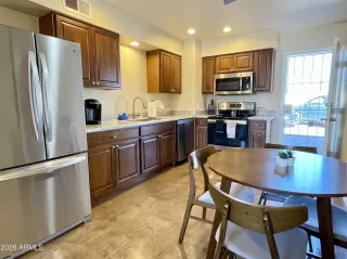 Photo #3: 7006863 Listing 