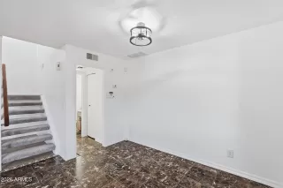 Photo #5: 7006991 Listing 