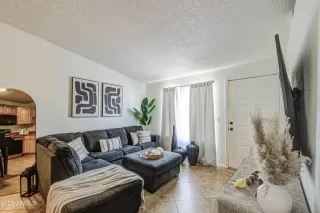 Photo #4: 7007200 Listing 