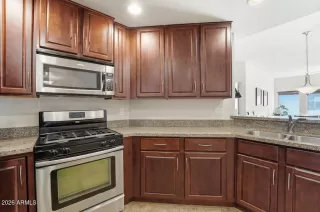 Photo #5: 7007277 Listing 