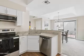 Photo #5: 7007474 Listing 