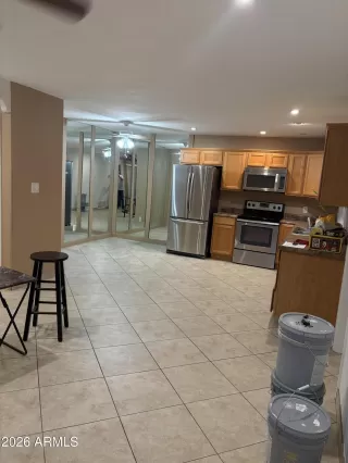 Photo #2: 7007538 Listing