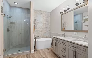 Photo #6: 7007586 Listing 