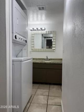 Photo #6: 7007719 Listing 