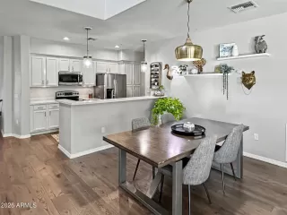 Photo #1: 7007840 Listing 