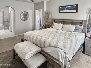 Photo #6: 7007840 Listing 