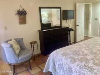 Photo #5: 7007858 Listing 