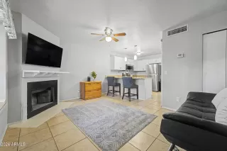 Photo #3: 7008058 Listing
