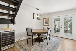 Photo #4: 7008371 Listing