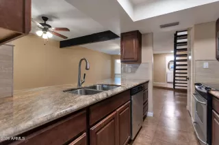 Photo #6: 7008375 Listing