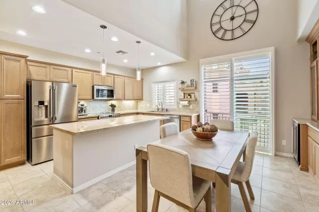 MLS: 7008454 Condo For Sale