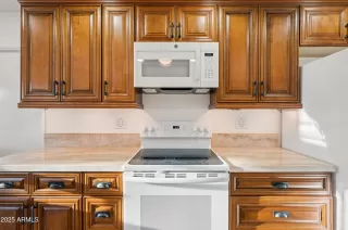 Photo #2: 7008529 Listing 