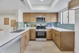 Photo #5: 7008540 Listing 