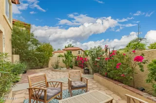 Photo #1: 7008571 Listing 