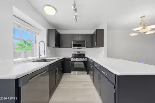 Photo #3: 7008585 Listing 