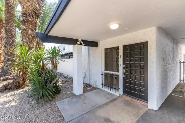 MLS: 7008624 Condo For Sale