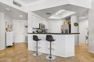 Photo #2: 7008635 Listing 